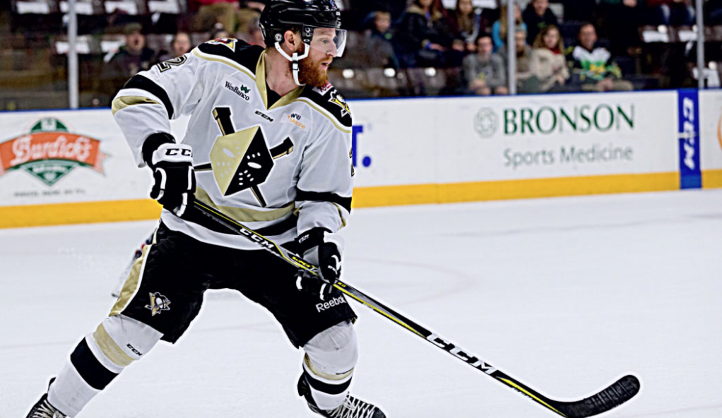 New Skylands Kings Coach Nolan Descoteaux